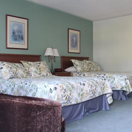 voyageur Motel Yarmouth Buitenkant foto