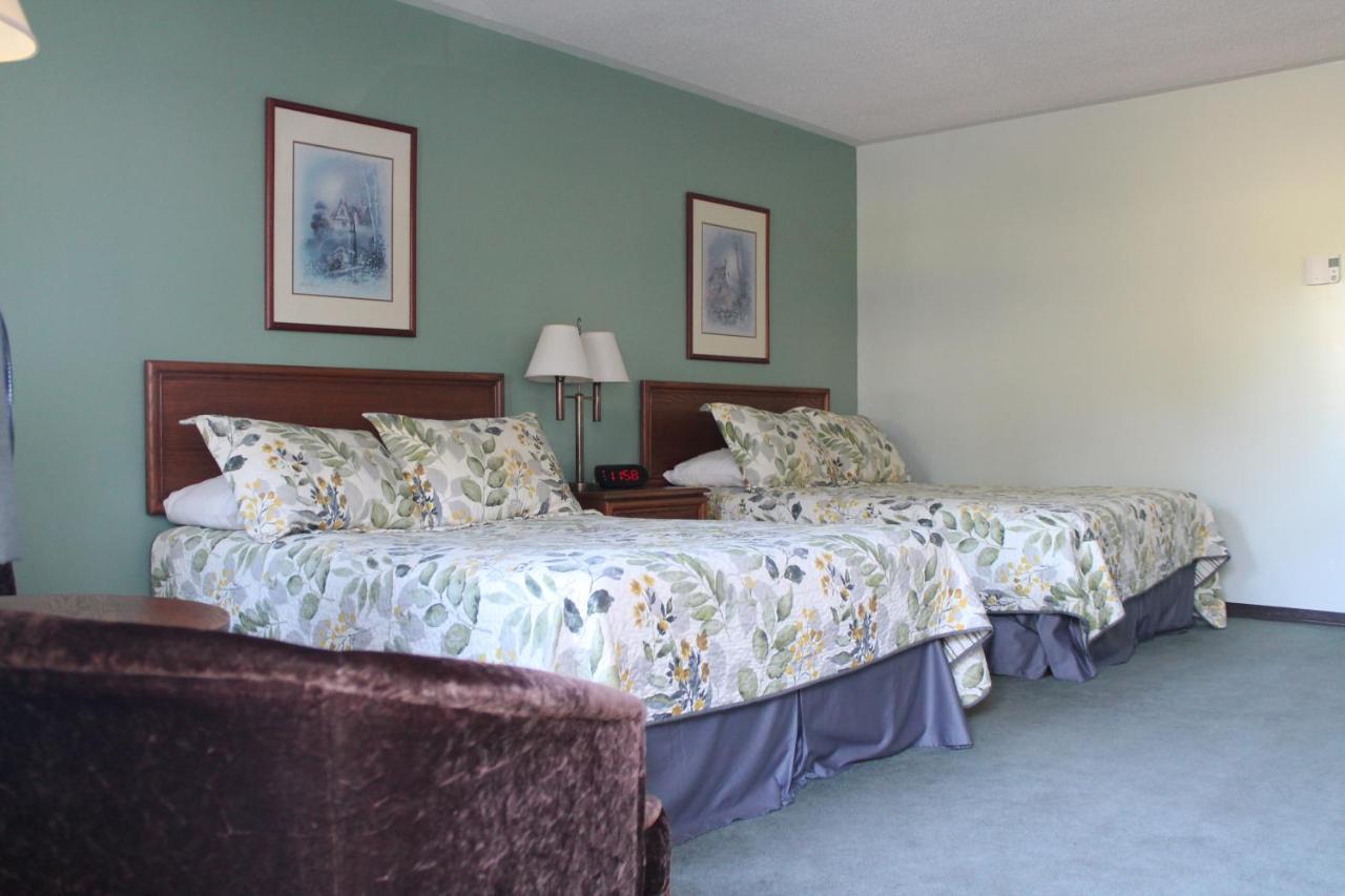voyageur Motel Yarmouth Buitenkant foto